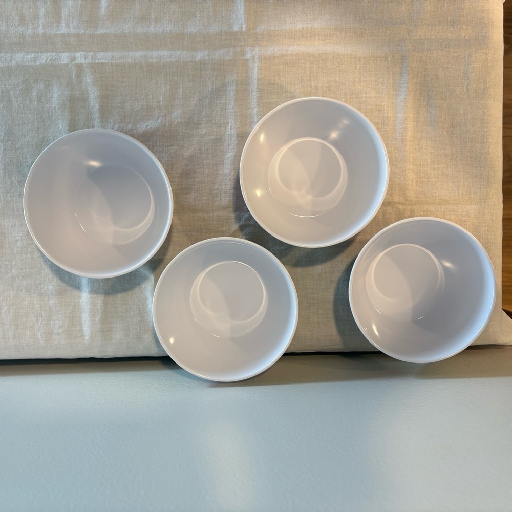 12 Piece Melamine Hibiscus Tropical Dinnerware Set Bowls. Dinner & Salad Plates - Picture 4 of 11
